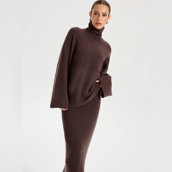 Commense Turtleneck Knit Top and Maxi Skirt Set - Picture 2 of 16